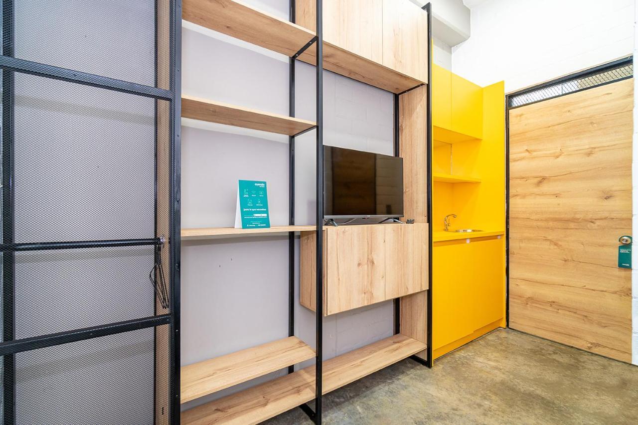 Ayenda Living Box Hotel Cali Exterior photo