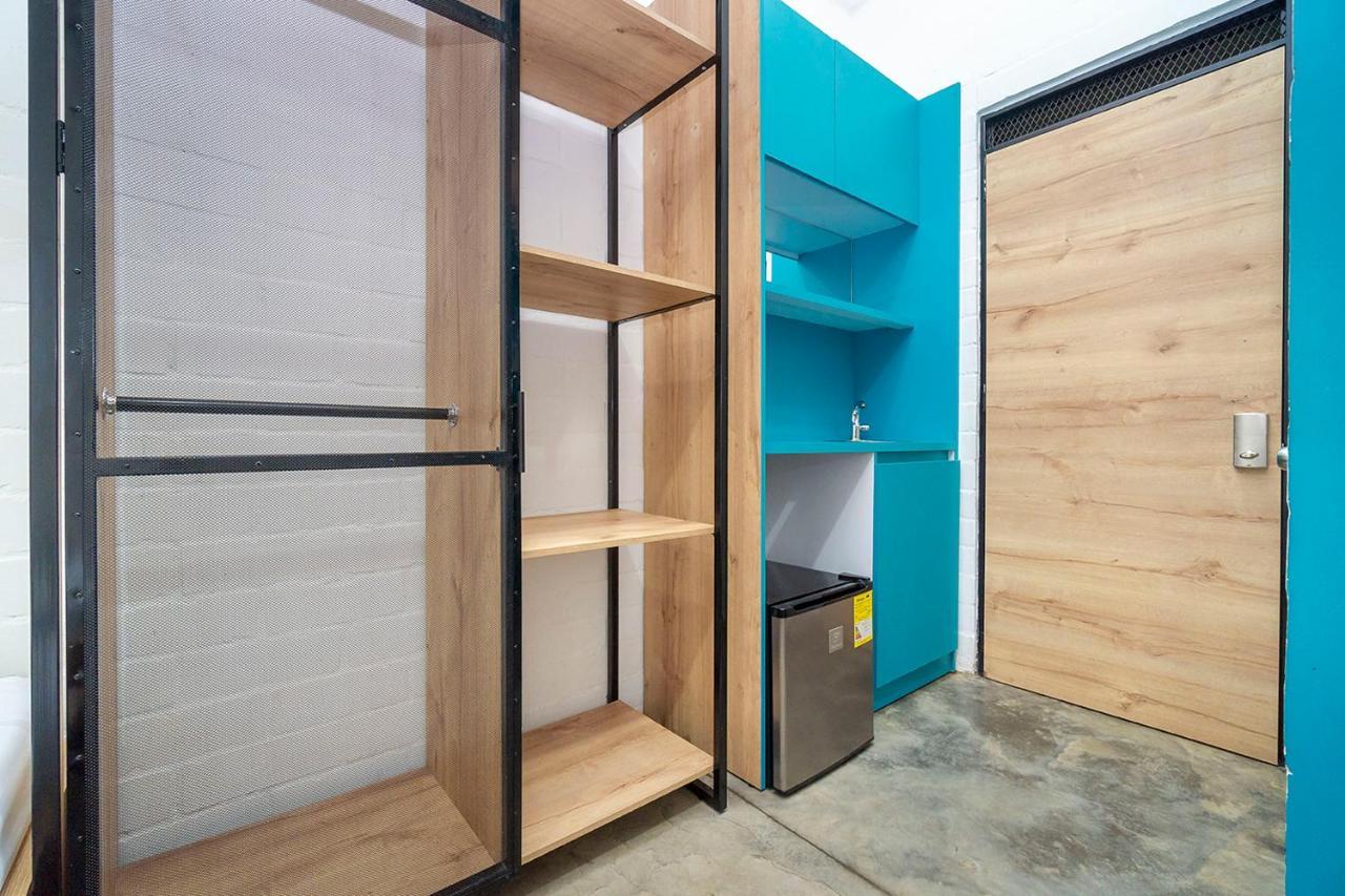 Ayenda Living Box Hotel Cali Exterior photo